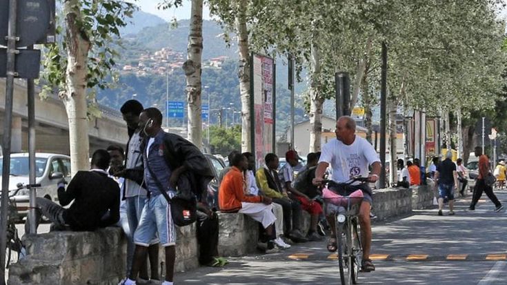 Effetto Ceuta a Ventimiglia: aumentano i respingimenti francesi alla frontiera