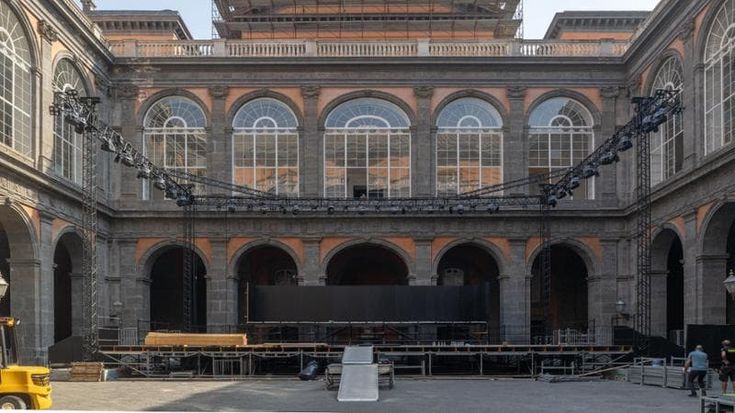 Il San Carlo danza a Palazzo Reale