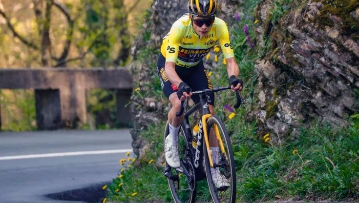 Delfinato, Vingegaard contro tutti in direzione Tour. Pogacar spettatore interessato