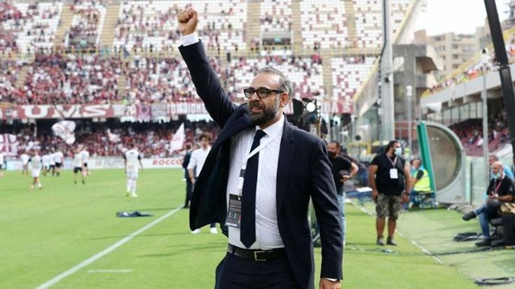 Genoa: A-Cap, il blitz del presidente a Marassi. Blazquez: “La società continua a pensare in grande”