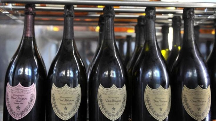 Latina, presa la banda dello champagne: nove furti di bollicine in poche settimane