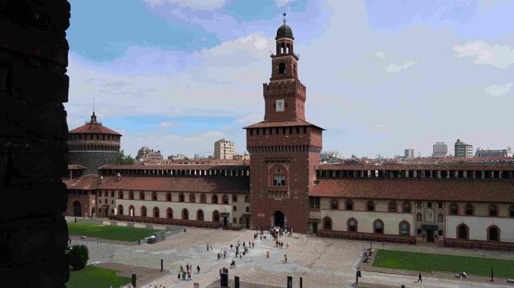 Al Castello Sforzesco la caccia al tesoro è tra le Merlate