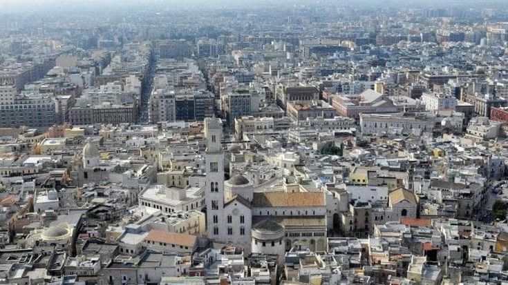 Affitti brevi, dalla nuova cedolare al 26% alla ritenuta degli intermediari: tutte le novità