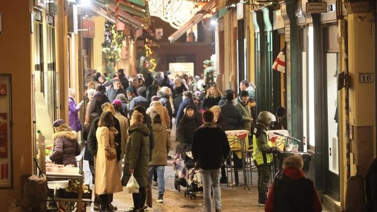 La crisi del commercio: in un anno 400 negozi in meno