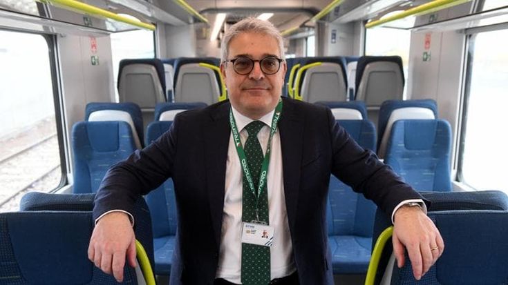 Trenord, la decisione del nuovo ad: lo stipendio dei manager varierà in base in risultati