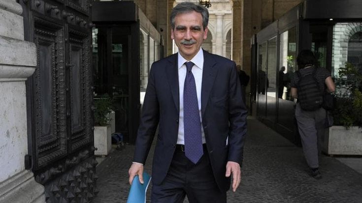 Mps, la versione Lovaglio all’esame del cda. Titolo ancora in calo
