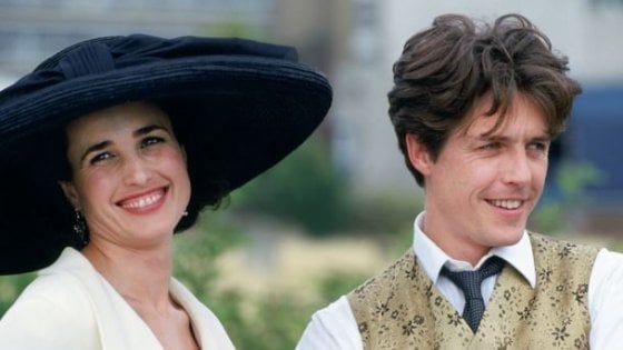 'Quattro matrimoni e un funerale', il cast insieme dopo 25 anni per beneficenza