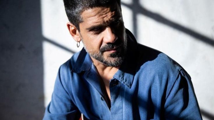 Mannarino rinasce con “Primo amore”: “Il ragazzo che cantava ‘Me so ‘mbriacato’ non esiste più”
