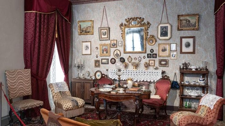 Viaggio a Casa Manzoni: “Il nuovo programma di Valditara? Don Lisander resta attuale”