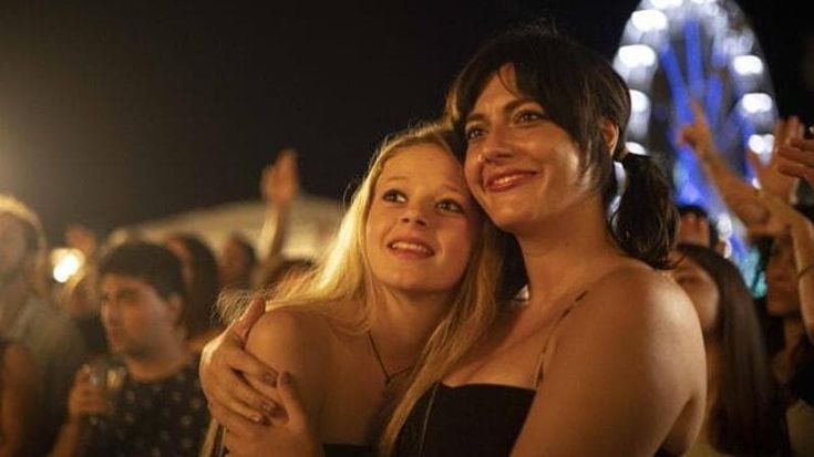 ‘Togliete Avetrana dal titolo’, il Comune pronto all’accordo per mandare in onda la serie su Sarah Scazzi: “Il paese ha diritto all’oblio”