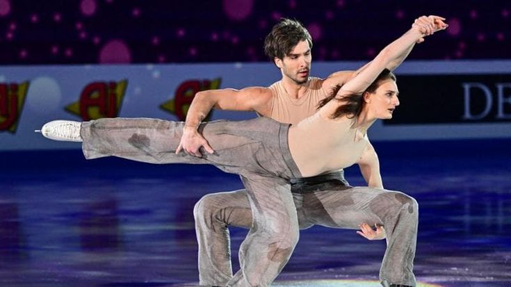 La denuncia dell’oro olimpico Gabriella Papadakis: “Il pattinaggio artistico un mondo tossico”