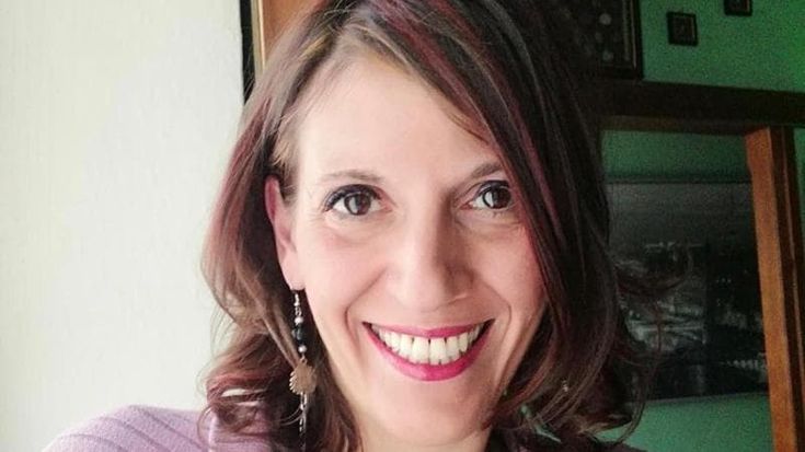 Stupore a scuola e via vai sospetti nella casa della prof: “Da mesi non veniva a insegnare”