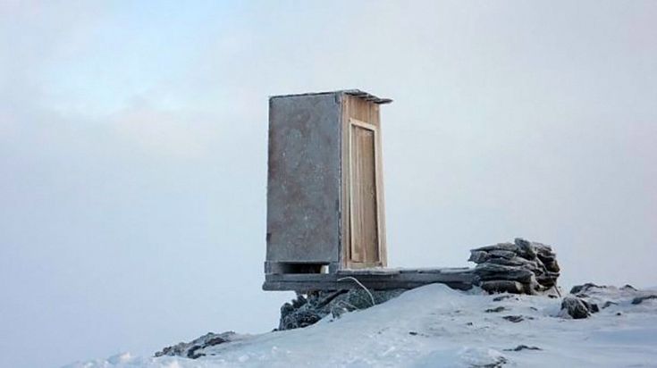 Siberia, emergenze estreme: toilette a 2.600 metri