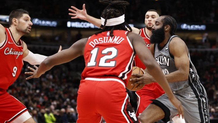 Basket, Nba: Brooklyn sbanca Chicago, LeBron non basta ai Lakers