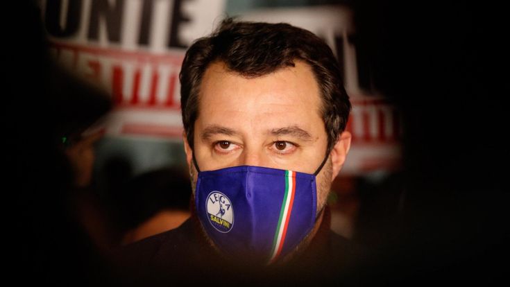 Lega, il Sistema delle consulenze: “Così i soldi tornavano al partito”