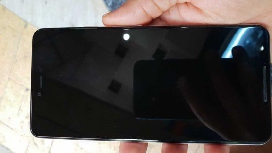 Google, nuove indiscrezioni sul nuovo Pixel 3 XL (con il notch)