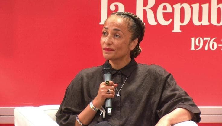 Zadie Smith: "Farage ha puntato sulle emozioni. La sinistra torni a parlare dei desideri delle persone"