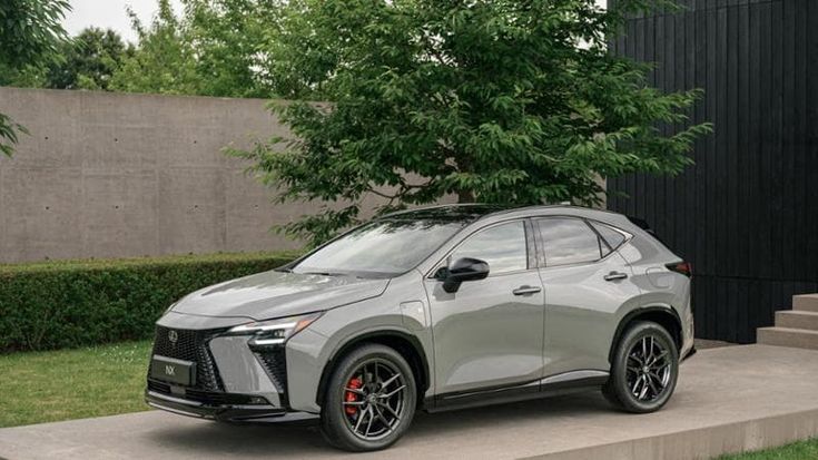 Lexus NX, l'evoluzione del Suv che ha cambiato le regole del brand