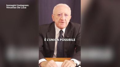 Vincenzo De Luca: "Una manganellata tra capo e collo è una lezione che non si dimentica "
