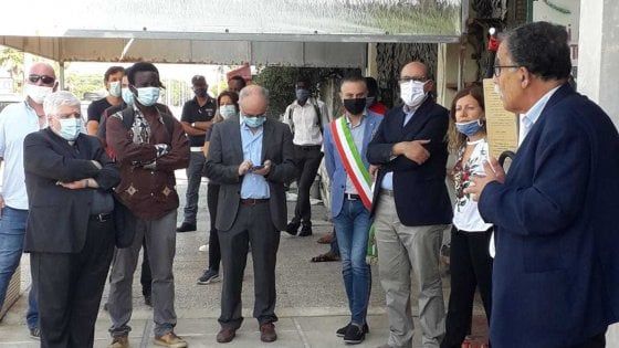 Dodici anni fa la strage dei Ghanesi a Castel Volturno. Alla cerimonia assente il Comune
