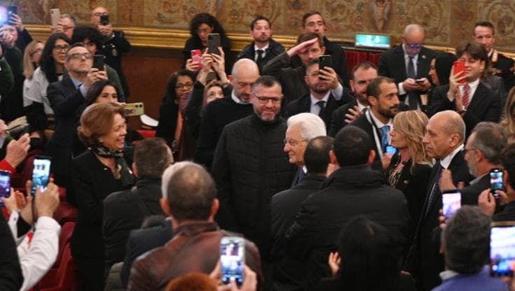 Mattarella alla chiusura di Palermo capitale italiana del volontariato: “Volontari veri patrioti”