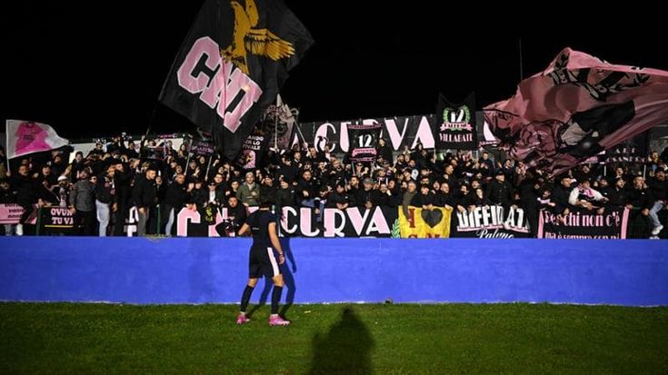 Tremila tifosi del Palermo al seguito della squadra per una trasferta da record