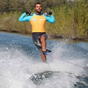 Medaglia d'oro al merito per Daniele, il più grande sciatore nautico paralimpico di sempre