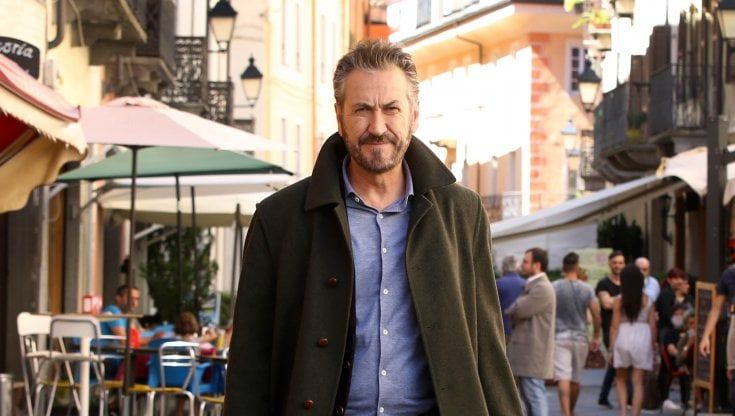 Antonio Manzini: "Il mio Schiavone non è Giallini, mi interessa solo chi compra i libri e non la tv"