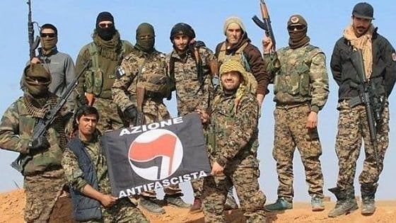 Torino, andarono a combattere contro l'Isis: la procura chiede la sorveglianza per 5 foreign fighters