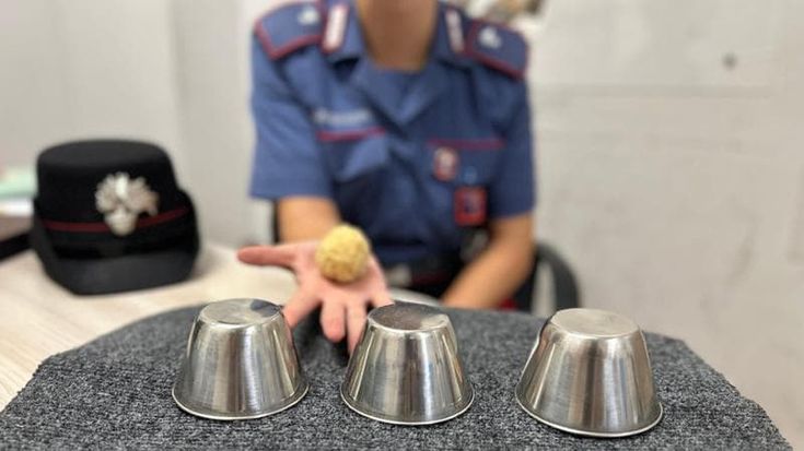 Truffa tre campanelle, dopo l’agguato all’influencer Guardian of Rome denunciate 17 persone