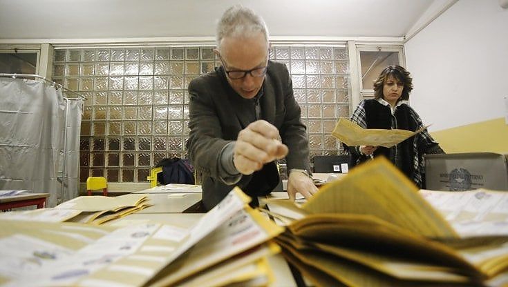 elezioni candidati marcia porta elettori campagna gianassi