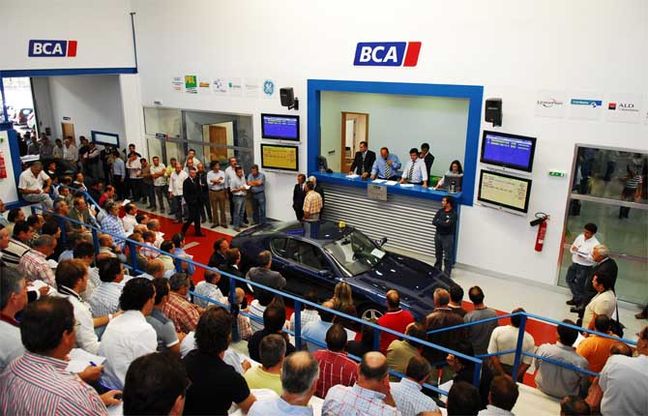 Il business dell’auto usata corre online