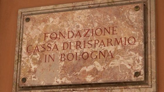 Bologna, Merola scrive al ministero delle Finanze: "Intervenga su Fondazione Carisbo"
