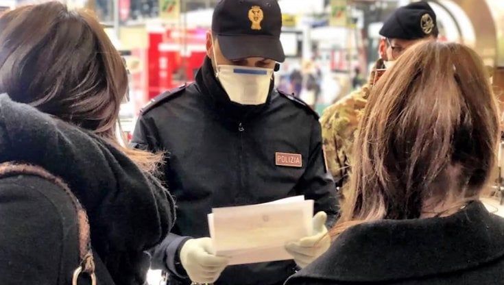I colori delle Regioni: Emilia Romagna e Marche in bilico verso l'arancione. Abruzzo verso il rosso 