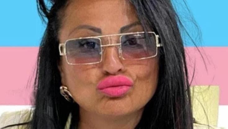 Rita De Crescenzo divide la comunità queer. Sarà ospite di una serata a Palermo ma c’è chi dice no