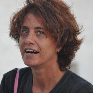 Isabella Rozza: "Martello, chiodi e colla per amore di mia figlia sono diventata falegname"