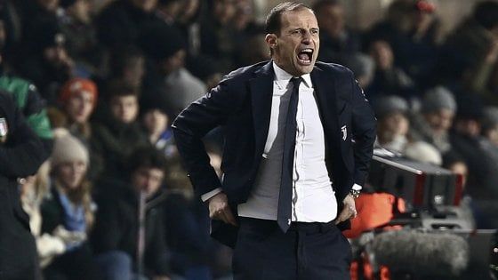 Juventus, Allegri: "Razzismo? Non fermarsi. Noi in crisi? A qualcuno è andato il panettone di traverso"