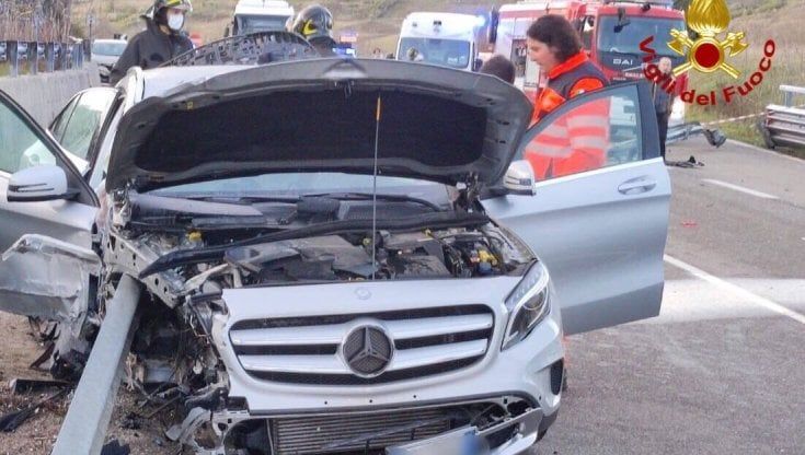 Incidente mortale sulla Potenza - Melfi, muore una 25enne del capoluogo 