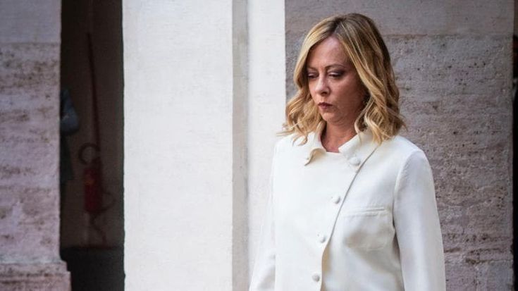 La mossa di Forza Italia per conquistare i cattolici e i sospetti di Meloni sulle manovre al Centro