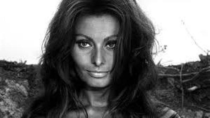 Mezzo milione di euro per i 90 anni di Sophia Loren. La Regione Campania stanzia i fondi per il compleanno della diva