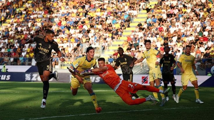 Dai Mondiali alla Serie A: la regola dei 5 secondi regala un calcio d’angolo alla Juventus