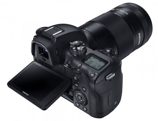 Samsung NX1, l'elettronica al top: la fotocamera sudcoreana sfida i grandi marchi