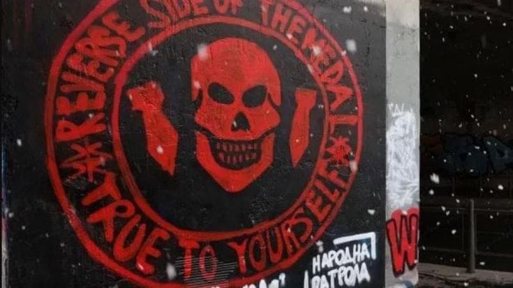 Dentro la “fabbrica dei troll” di Prigozhin: macchina della verità e interviste inventate