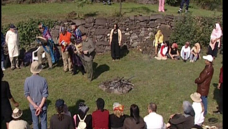 Lo sciamano e lo showman: in Valcamonica lo storico festival di concerti e cabaret