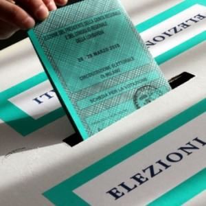 Elezioni regionali in Campania: presentate le liste. Sono sei i candidati alla presidenza