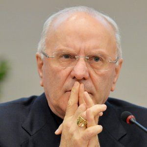 Cei, Galantino accusa tutti: "Politica harem di furbi, i populismi sono un crimine"