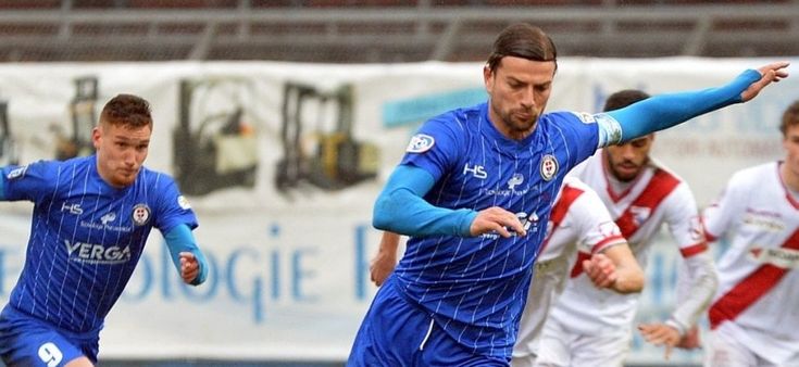 Calcio, Serie D: Borghese stende il Mantova. Como in testa al girone B