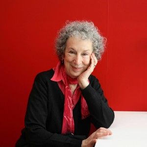 Atwood: "Racconto la fantascienza contro la cattiva scienza"
