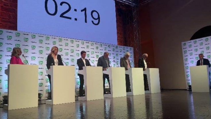 Comunali a Palermo, voto agitato: è scontro tra candidati sull'ombra dei clan