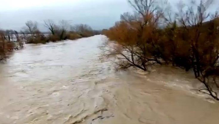 Maltempo: nel Casertano esonda il Volturno in piena